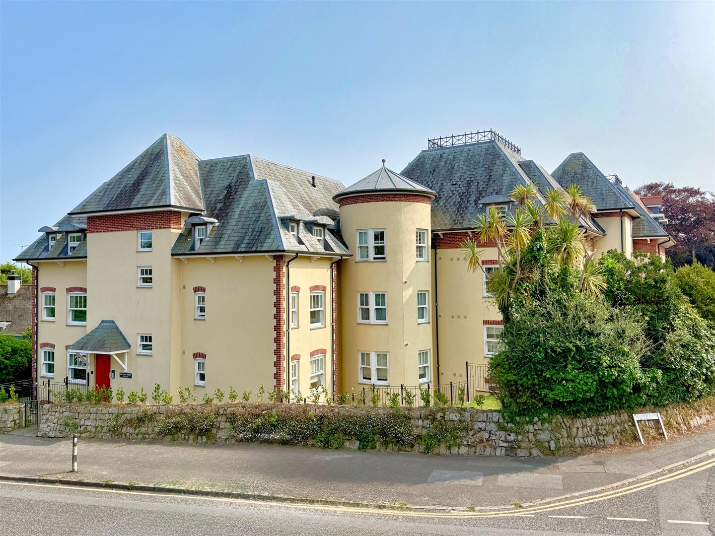 Sea View Court, Sea View Road, Falmouth